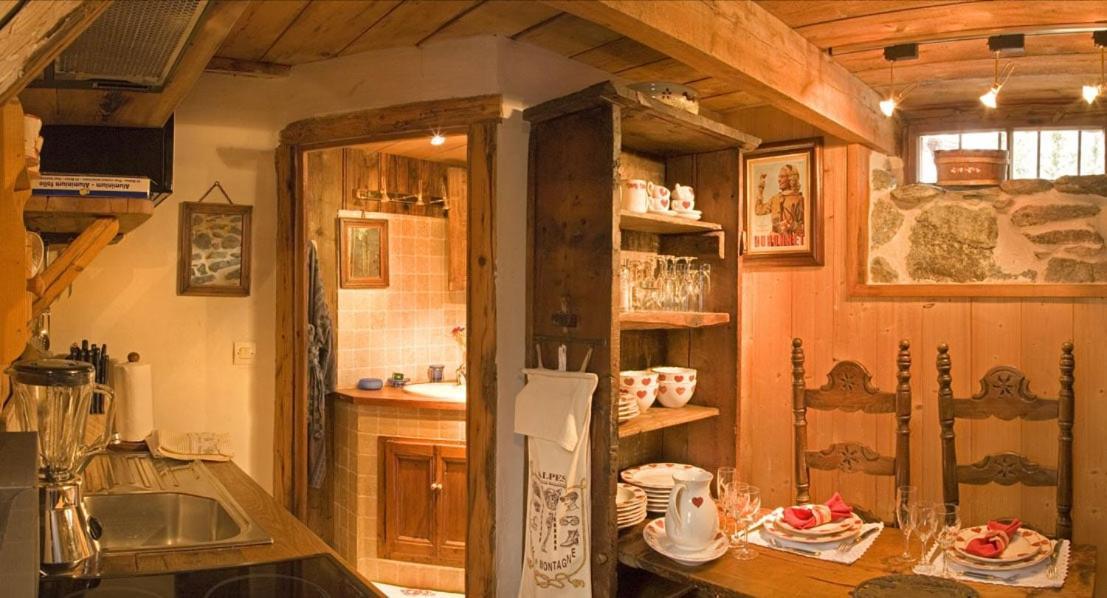 Hotel Les Chalets De Philippe Avec Jacuzzis Privatifs Шамоні Екстер'єр фото